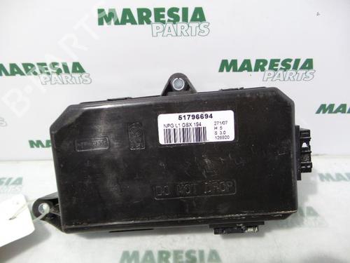 Used Control unit FIAT CROMA (194_) 2.2 16V (147 hp) 31496471