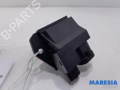 Used Electronic sensor PEUGEOT 208 I (CA_, CC_) 1.6 HDi (92 hp) 31489595