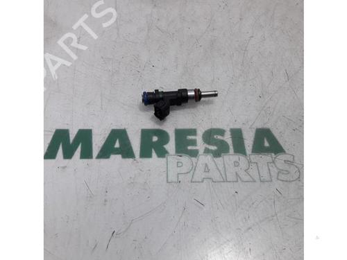 injector-renault-clio-iv-bh_-2012-2013-2014-2015-2016-2017-2018-2019-2020-2021-31455188 main image