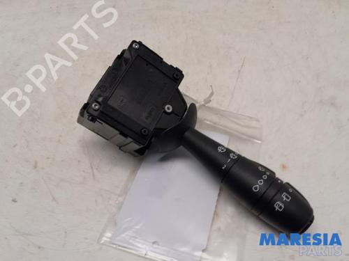 Used Steering column stalk RENAULT CLIO IV Grandtour (KH_) 1.5 dCi 90 (KHN3, KHN4) (90 hp) 31430368