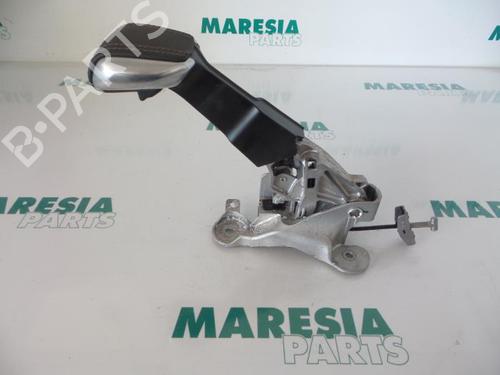 håndbremse PEUGEOT 2008 I (CU_) 1.6 VTi (120 hp) 31490010