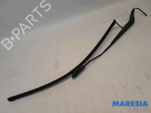 Vindspejlsviskerarm CITROËN C4 CACTUS 1.2 VTi 82 (82 hp) 31497373