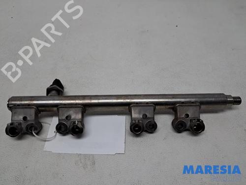 Einspritzleiste für ALFA ROMEO 159 Sportwagon (939_) 1.8 TBi (939BXN1B) (200 hp) 32485221