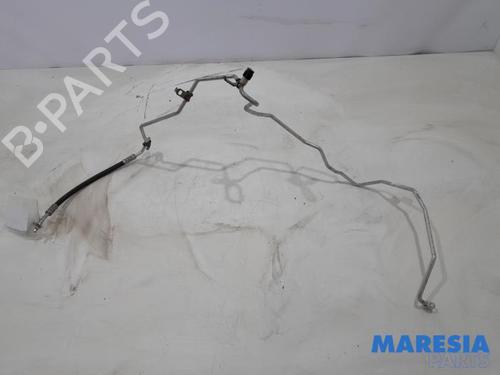 Used AC pipe RENAULT TRAFIC III Van (FG_) 1.6 dCi 95 (FGMJ, FGMR) (95 hp) 31461078