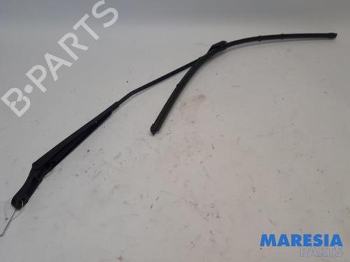 Used Front windshield wiper arm PEUGEOT 3008 I MPV (0U_) 1.6 VTi (120 hp) 31428174