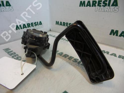 Módulo eletrónico RENAULT ESPACE IV (JK0/1_) 2.0 Turbo (JK0A, JK0B, JK0N) (163 hp) 31460144