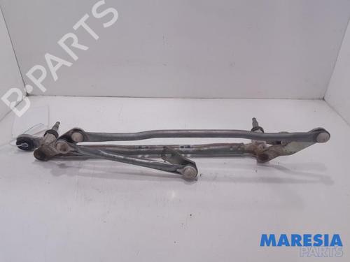 Used Front wipers mechanism FIAT PANDA (312_, 319_) 0.9 (312PXH1A) (65 hp) 31430306