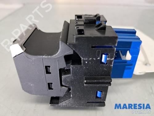 Switch CITROËN BERLINGO Box Body/MPV (K9) 1.6 BlueHDi 100 | BP31504004I30
