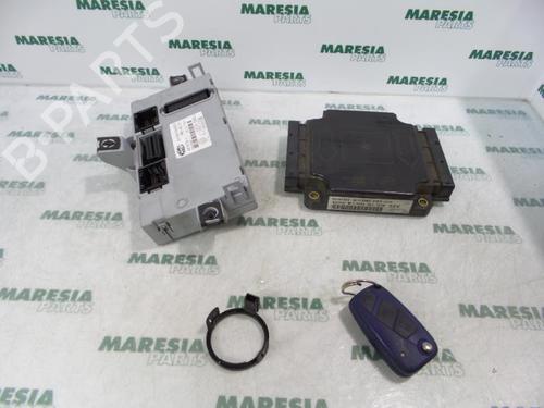 Used Engine control unit (ECU) FIAT STILO (192_) 1.8 16V (192AXC1A, 192BXC1A) (133 hp) 31464217