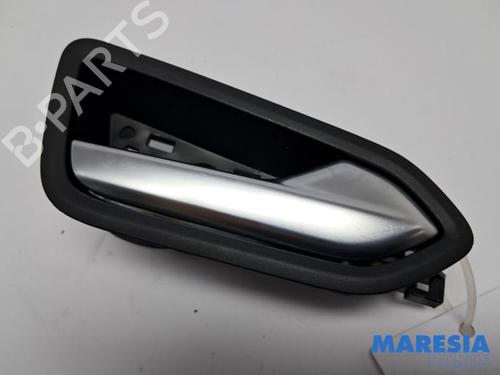 poignee-exterieure-avant-droite-renault-clio-v-b7_-2019-31492932 main image