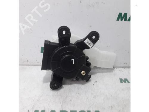 Heater blower motor CITROËN C4 Picasso II 1.6 HDi / BlueHDi 115 | BP31421652M62 - Image 2
