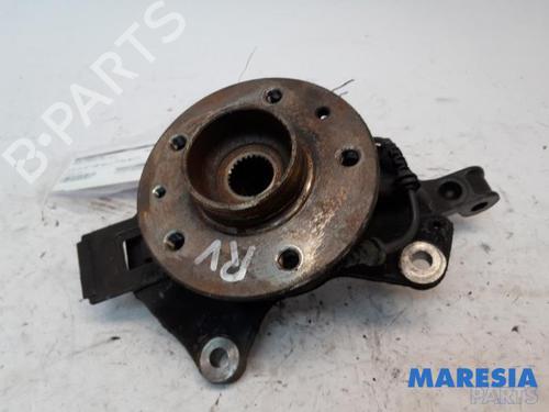 Used Right front steering knuckle RENAULT SCÉNIC III (JZ0/1_) 1.5 dCi (110 hp) 31429244