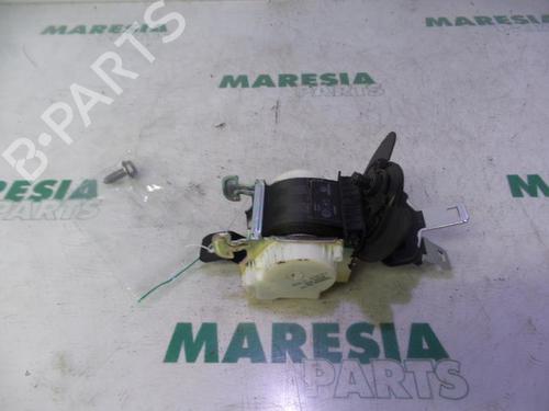 Used Rear center seatbelt PEUGEOT 5008 (0U_, 0E_) 2.0 HDi 150 / BlueHDi 150 (150 hp) 31458481