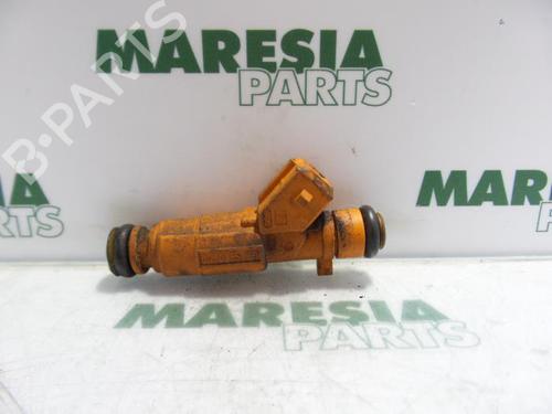 Used Injector ALFA ROMEO 156 (932_) 2.0 16V T.SPARK (932A21__) (150 hp) 31532607