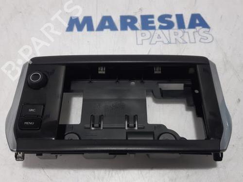 Used Control unit Control unit PEUGEOT 208 I (CA_, CC_) 1.2 THP 110 (110 hp) 31465191 31465191