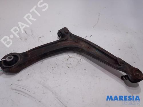 Venstre fortil bærearm FIAT 500 C (312_) 1.2 (312CXA1A, 312AXA1A) (69 hp) 31496280