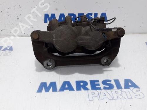 Used Right front brake caliper CITROËN C6 (TD_) 2.2 HDi (170 hp) 31417819