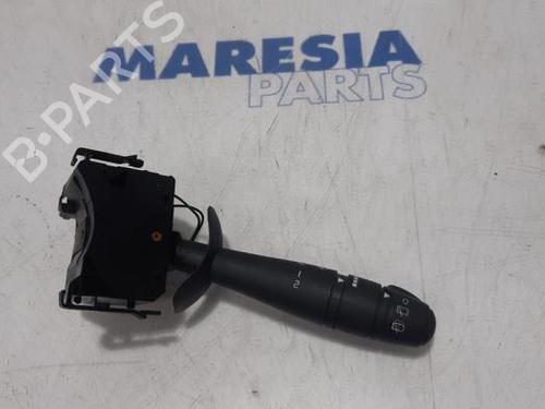 Used Steering column stalk RENAULT ESPACE IV (JK0/1_) 2.0 dCi (JK03, JK04, JK1C, JK1G, JK1J, JK1K) (173 hp) 31405642