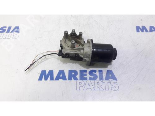 Used Front wiper motor FIAT FIORINO Box Body/MPV (225_) 1.3 D Multijet (225BXD1A, 225BXB1A, 225BXB11) (75 hp) 31519104