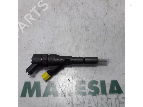 Used Injector PEUGEOT 206 SW (2E/K) 2.0 HDi (90 hp) 31469376