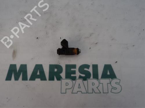 Used Injector RENAULT LAGUNA II (BG0/1_) 1.6 16V (BG0A, BG0L) (107 hp) 31481847