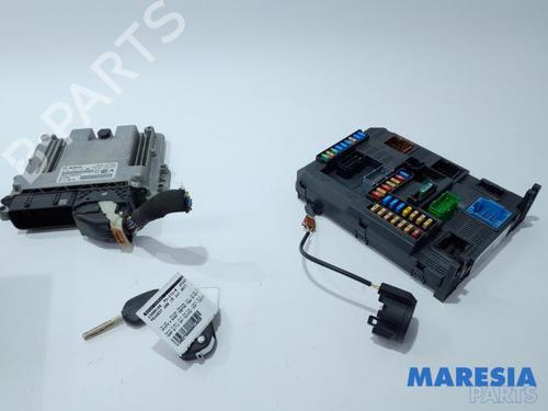 Used Engine control unit (ECU) PEUGEOT 208 I (CA_, CC_) 1.6 BlueHDi 100 (100 hp) 31449107