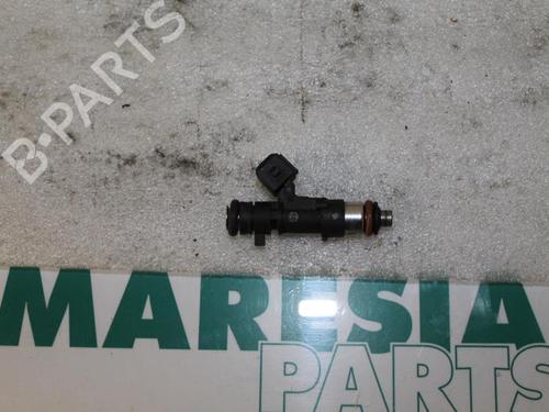 Used Injector FIAT PANDA (169_) 1.4 (169AXE1B) (100 hp) 31477805