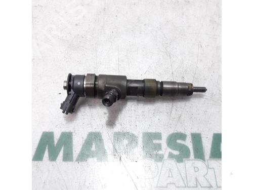 Used Injector PEUGEOT EXPERT Van (VF3A_, VF3U_, VF3X_) 1.6 HDi 90 8V (90 hp) 31480886