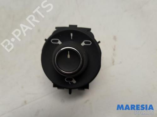 Comando retrovisori CITROËN C4 CACTUS 1.2 THP 110 (110 hp) 31403927