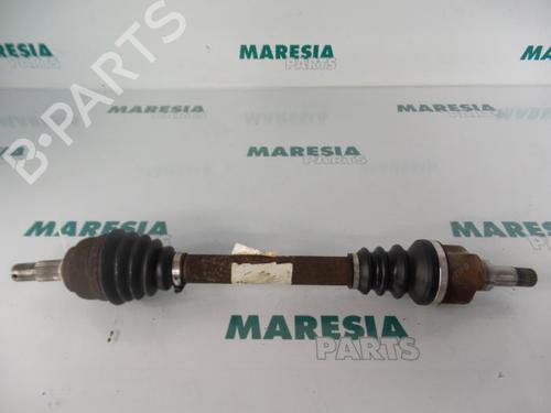 Used Left front driveshaft PEUGEOT 307 (3A/C) 1.4 (75 hp) 31523079
