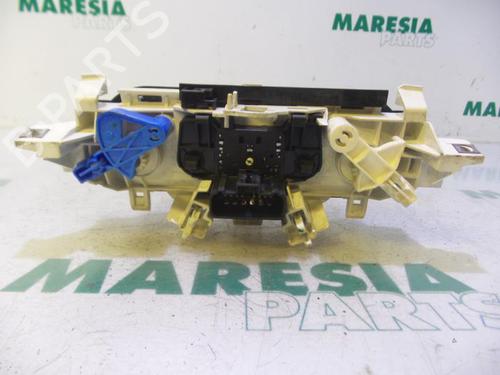 Climate control RENAULT TWINGO II (CN0_) 1.6 RS (CN0N, CN0R, CN0S) | BP31452001I5