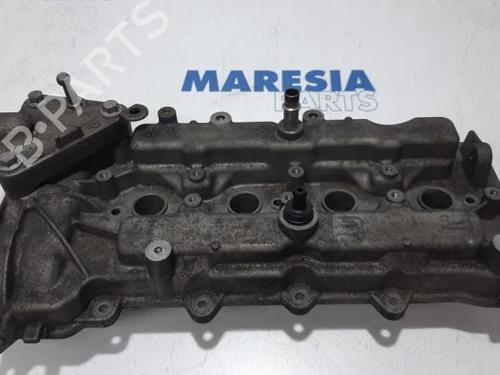 Used Valve cover RENAULT SCÉNIC III (JZ0/1_) 1.4 16V (JZ0F, JZ1V) (131 hp) 31527424