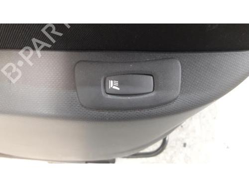 Right front seat RENAULT CAPTUR I (J5_, H5_) 0.9 TCe 90 | BP31472385C16 