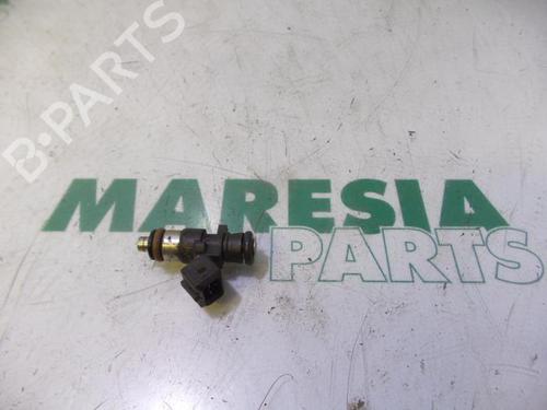Used Injector RENAULT TWINGO I (C06_) 1.2 16V (C06C, C06D, C06K) (75 hp) 31476085