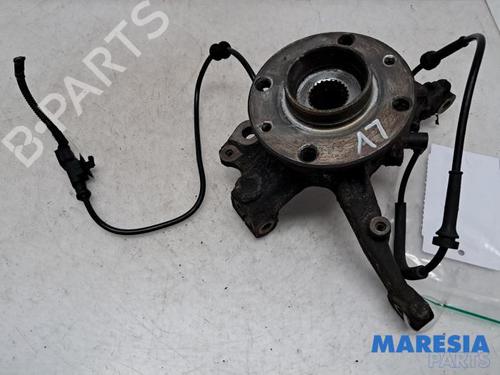 Used Left front steering knuckle FIAT PANDA (312_, 319_) 0.9 (312PXG1A) (86 hp) 31443576