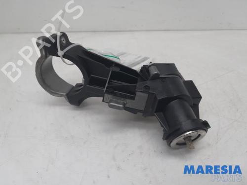 Used Ignition barrel FIAT PUNTO EVO (199_) 1.3 D Multijet (84 hp) 31393032