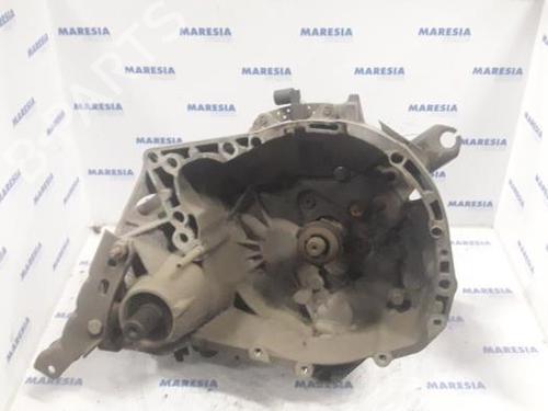 gearbox-renault-megane-i-coach-da01_-1996-1997-1998-1999-2000-2001-2002-2003-31409009 main image