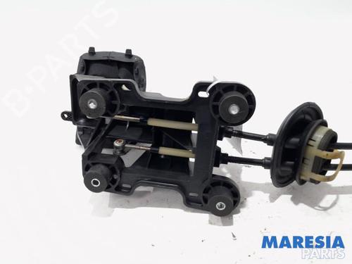 Gear lever PEUGEOT 2008 I (CU_) 1.6 HDi | BP31428074M90 