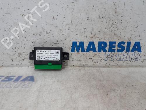 Used Electronic module CITROËN C4 Grand Picasso II (DA_, DE_) 1.6 HDi / BlueHDi 115 (115 hp) 31398570