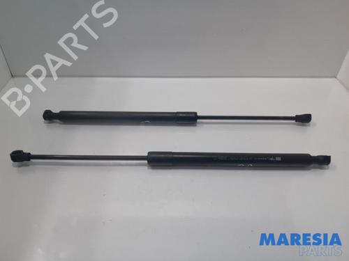 Used Tailgate lift support Tailgate lift support RENAULT CLIO IV (BH_) 0.9 TCe 90 (BHNF, BHMA, BHMH, BHJK, BHJR) (90 hp) 31505279 31505279