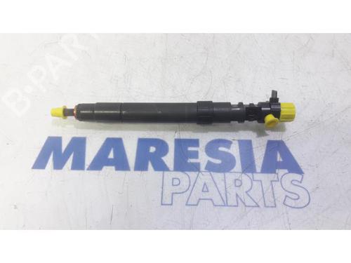 Used Injector PEUGEOT 508 I (8D_) 2.0 HDi Hybrid4 AWC (163 hp) 31429564