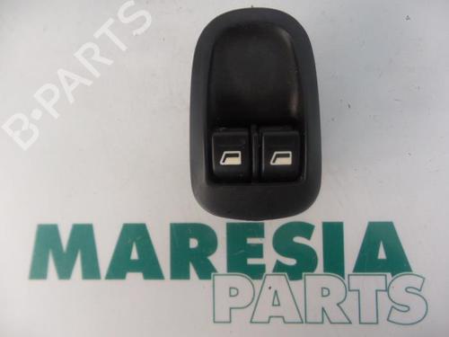 switch-peugeot-206-hatchback-2ac-1998-1999-2000-2001-2002-2003-2004-2005-2006-2007-2008-2009-2010-2011-2012-31533854 main image