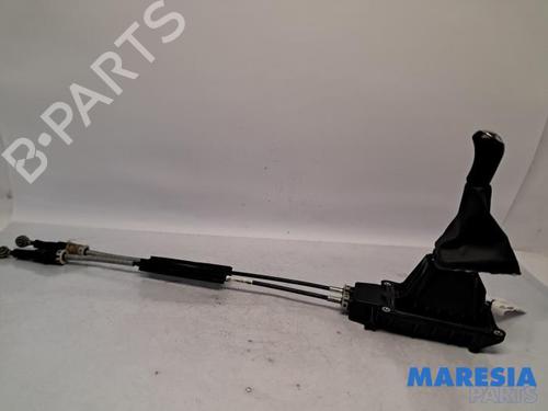 Used Gear lever RENAULT CLIO IV (BH_) 0.9 TCe 90 (BHNF, BHMA, BHMH, BHJK, BHJR) (90 hp) 31422114