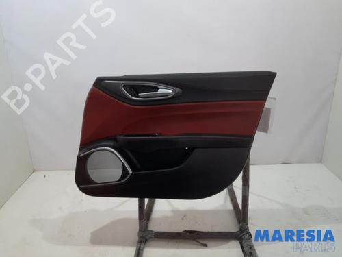 Forreste højre beklædning ALFA ROMEO GIULIA (952_) 2.0 (952ACA25) (280 hp) 31390075