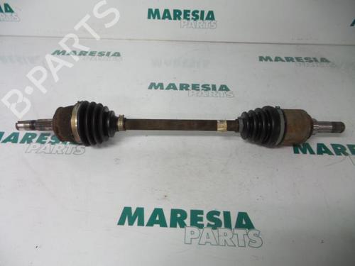 Used Left front driveshaft FIAT GRANDE PUNTO (199_) 1.4 (199AXB11, 199AXB1A, 199BXB1A, 199AXL1A) (77 hp) 31511301