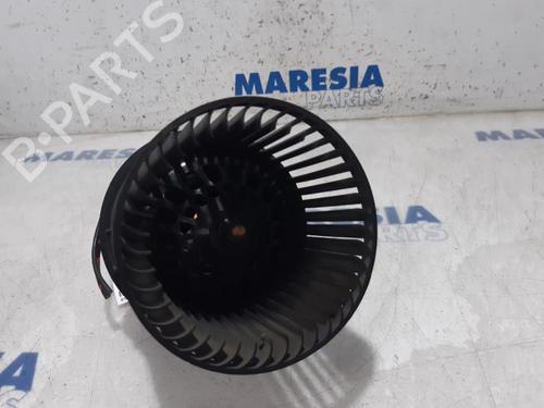Used Heater blower motor Heater blower motor PEUGEOT 208 I (CA_, CC_) 1.4 HDi (68 hp) 31469109 31469109