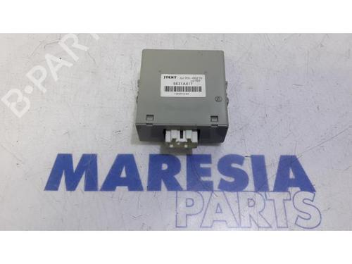 Used Control unit CITROËN C-CROSSER (VU_, VV_) 2.2 HDi (156 hp) 31437871