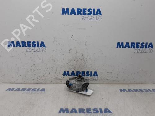 Used Electronic sensor PEUGEOT 308 SW II (LC_, LJ_, LR_, LX_, L4_) 1.6 BlueHDi 120 (120 hp) 31402936