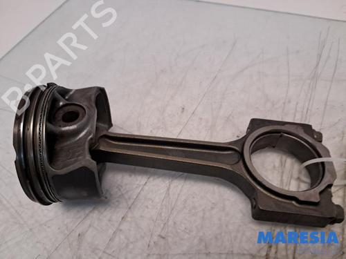 Used Other Other FIAT 500X (334_) 1.6 (334AXE1A) (110 hp) 33674470 33674470