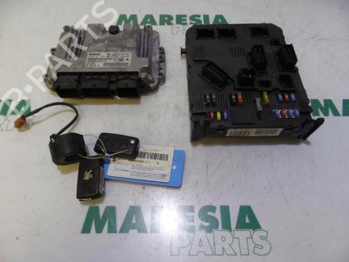 Used Engine control unit (ECU) PEUGEOT 407 SW (6E_, 6D_) 1.6 HDi 110 (109 hp) 31492191